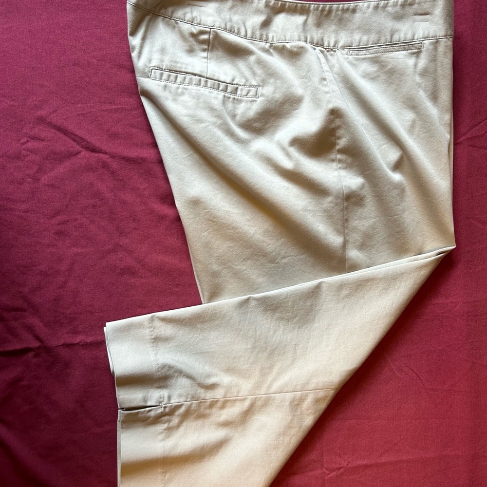 Dockers Collection Mid Rise Curvy capris
